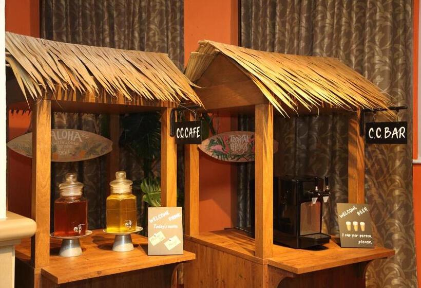 Fukuoka Chapel Coconuts Hotel Ipolani