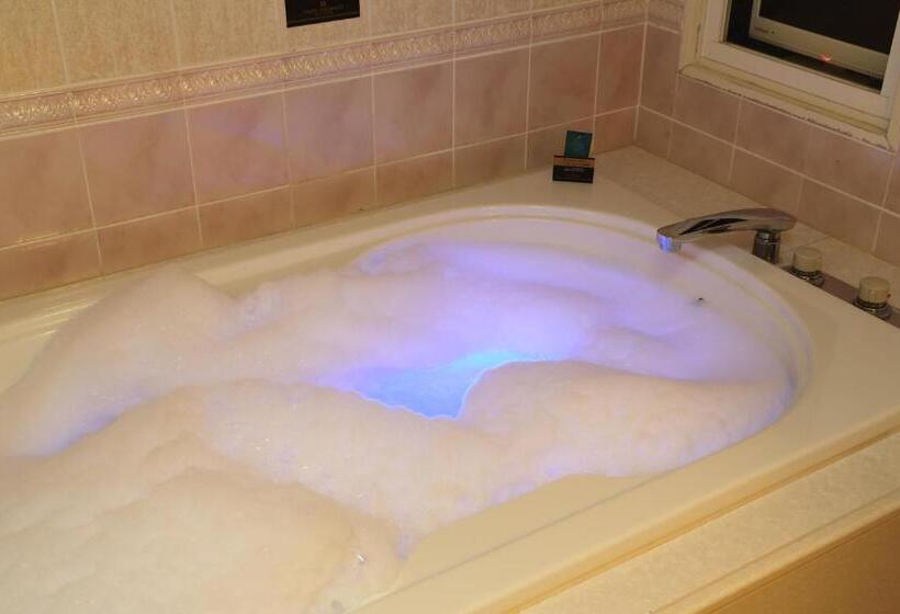 Fukuoka Chapel Coconuts Hotel Ipolani