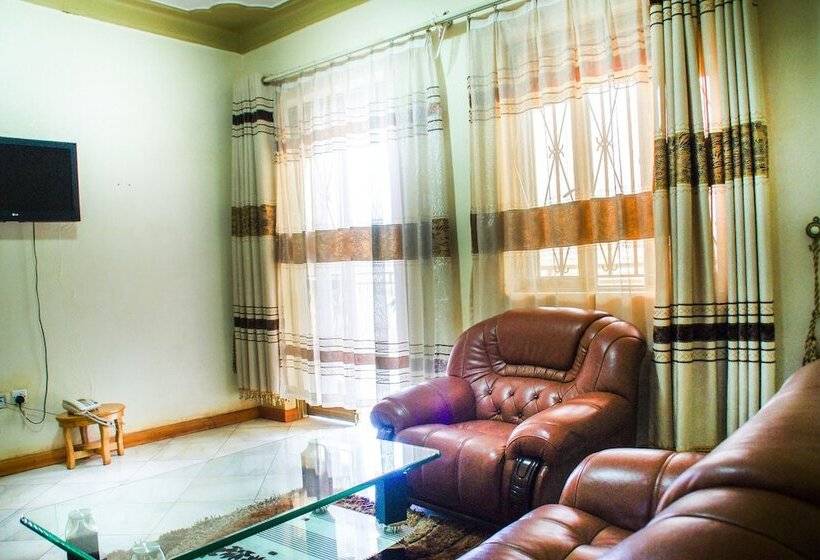 هتل Capricon Executive