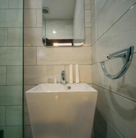 هتل Cocktail And Dreams