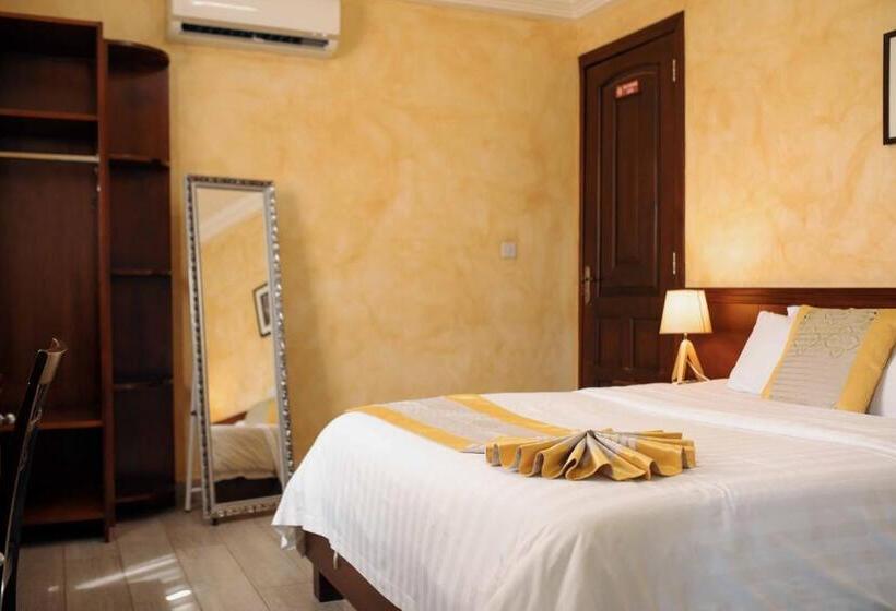 هتل Cocktail And Dreams