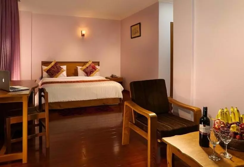 Hotel Corolla