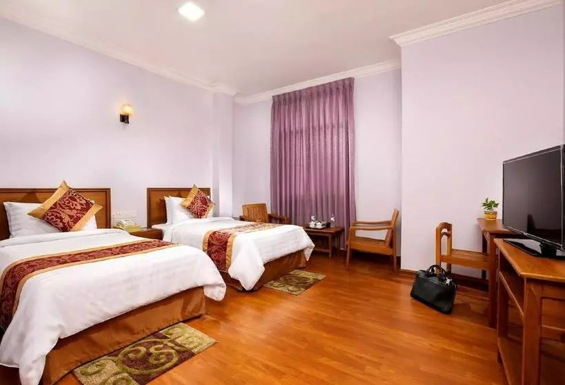 Hotel Corolla