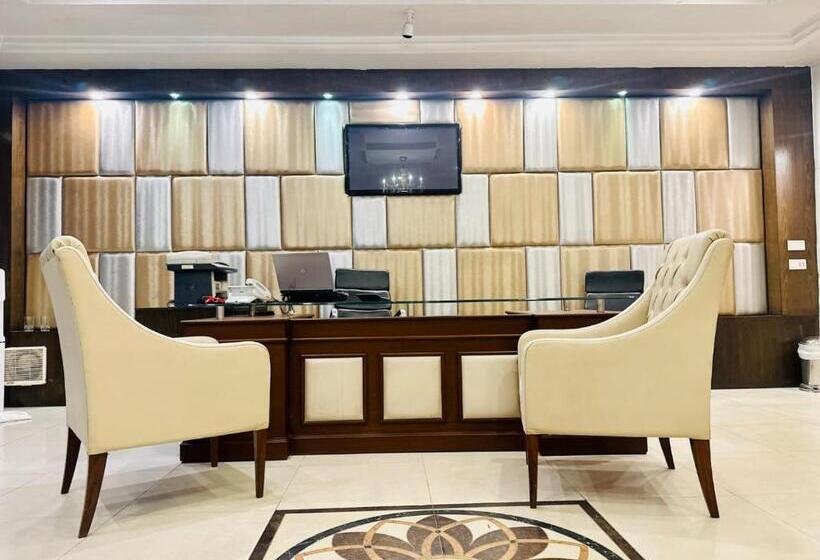 Grand Regent Hotel & Suites