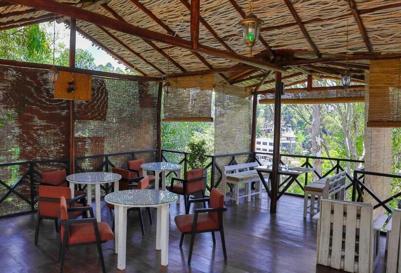 هتل Homies Place   Bistro