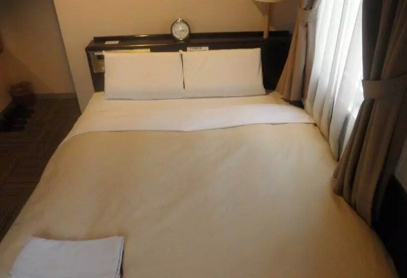 Hotelli Hosplitality In Yawatajuku