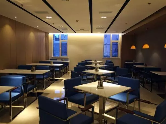 Hotelli Jinjiang Inn Dandong Yalvjiang Xingwu Road