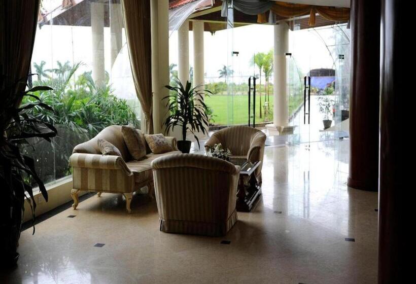 هتل Mawlamyine Strand