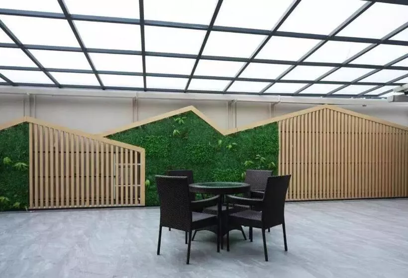 T Social Hotel Guangzhou Railway Station Branch