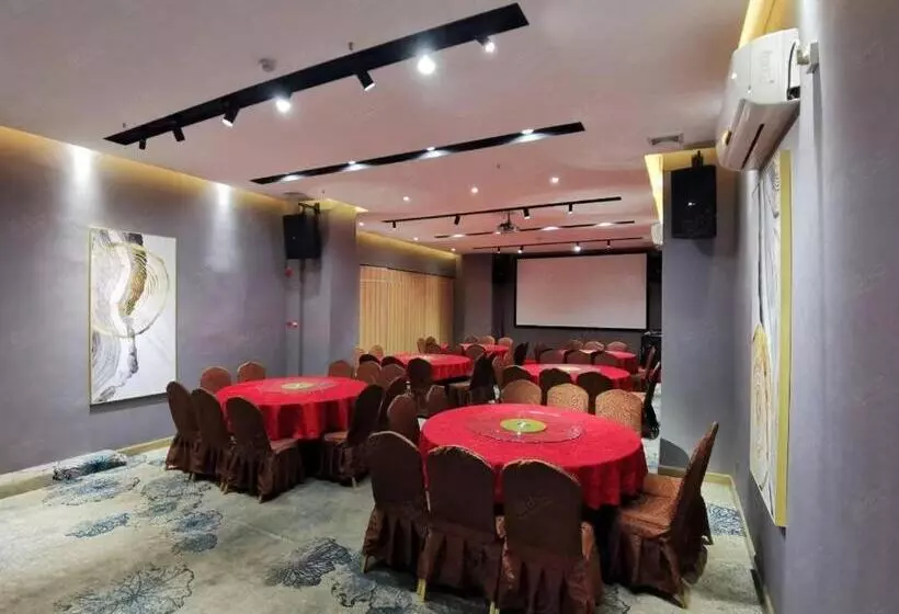 T Social Hotel Guangzhou Railway Station Branch