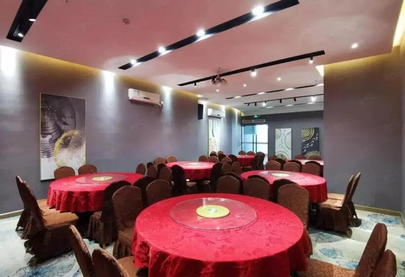 T Social Hotel Guangzhou Railway Station Branch