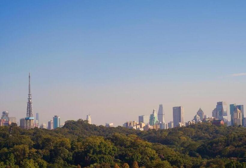 T Social Hotel Guangzhou Railway Station Branch