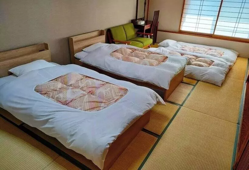 旅館 Kiso Mikawaya