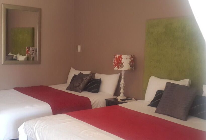 تختخواب و صبحانه Cockpit Guesthouse