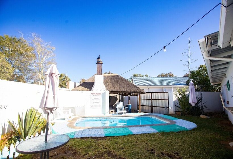 Bed and Breakfast Kate S Nest Guesthouse & Backpackers