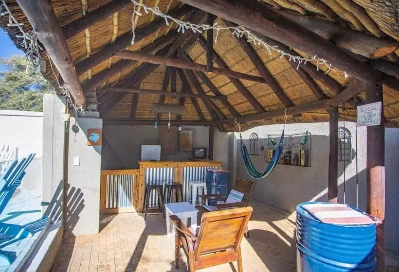 تختخواب و صبحانه Kate S Nest Guesthouse & Backpackers
