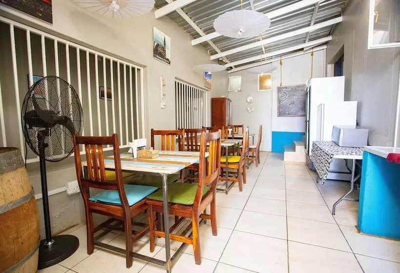 تختخواب و صبحانه Kate S Nest Guesthouse & Backpackers
