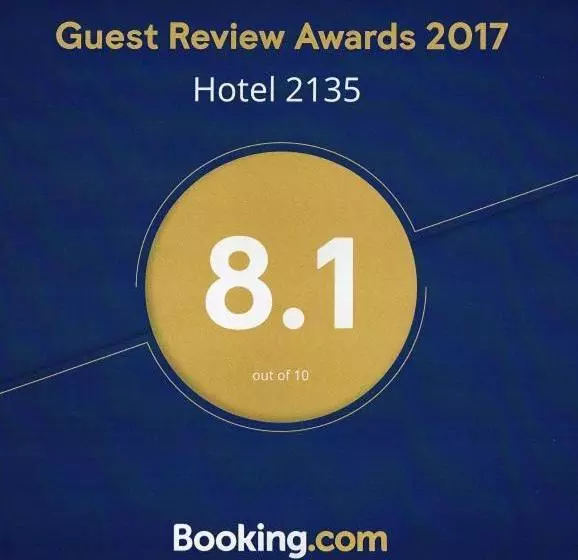 Hotel 2135