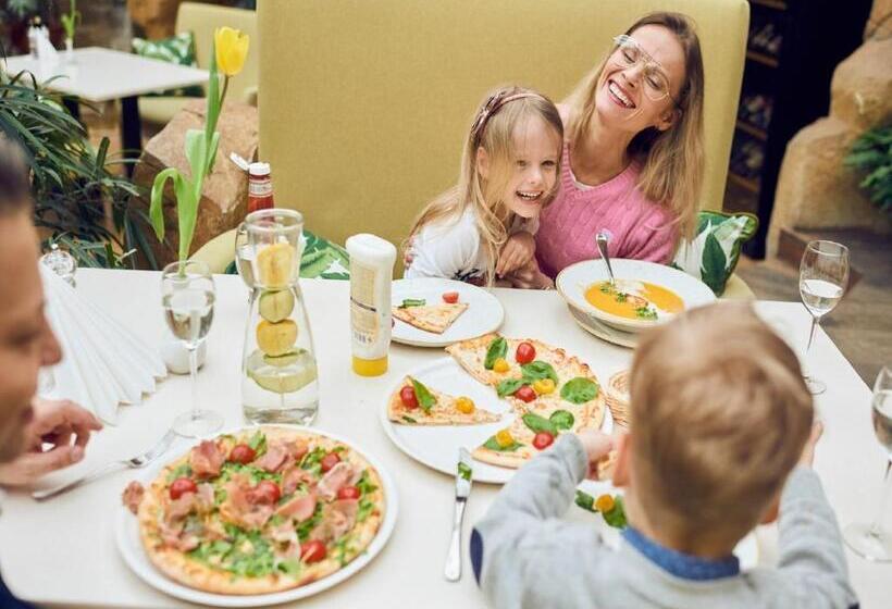 هتل Aqua Center Apartments