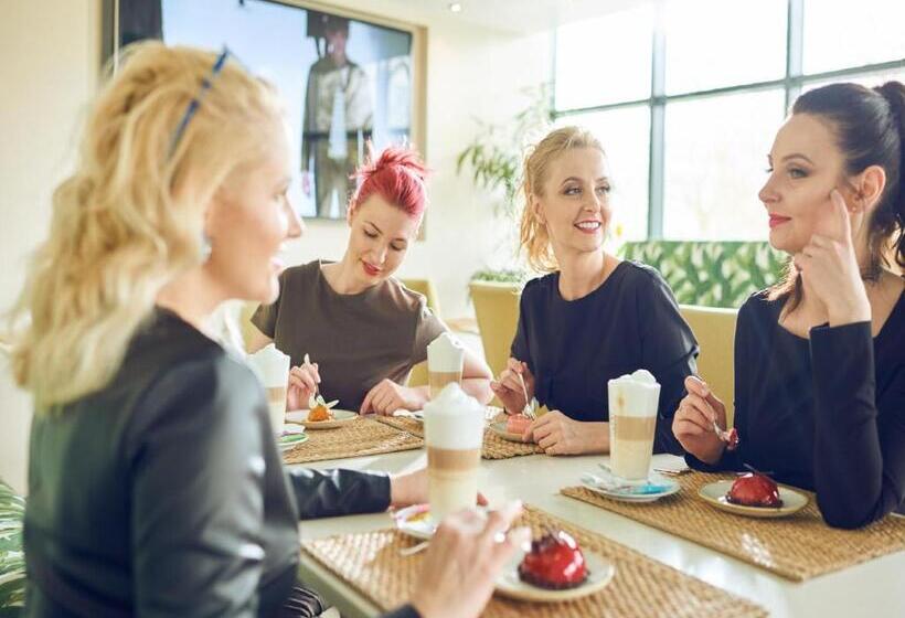 هتل Aqua Center Apartments