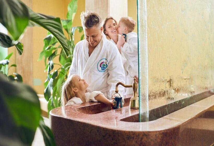 هتل Aqua Center Apartments