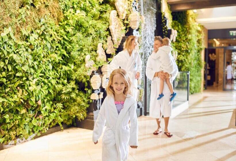 هتل Aqua Center Apartments