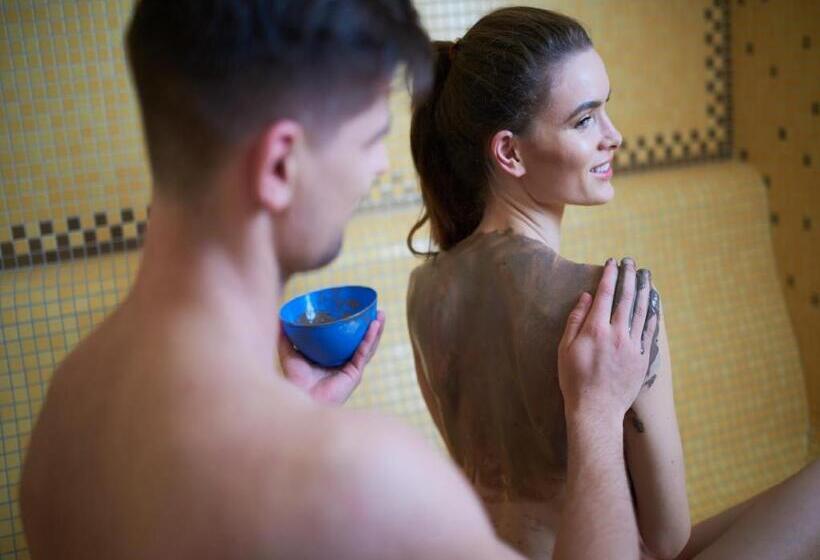 هتل Aqua Center Apartments