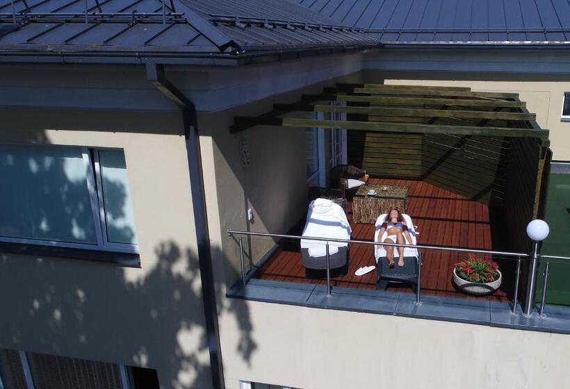 هتل Aqua Center Apartments