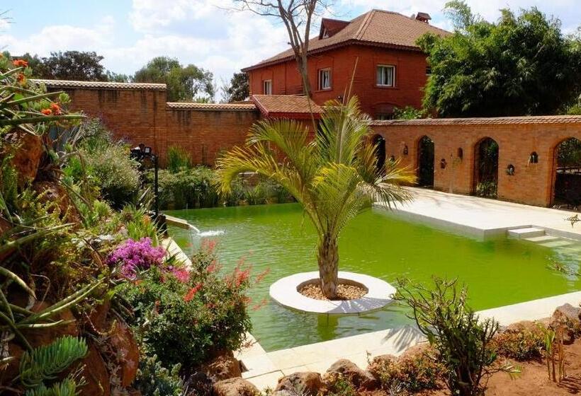 هتل Eco Lodge Les Chambres Du Voyageur