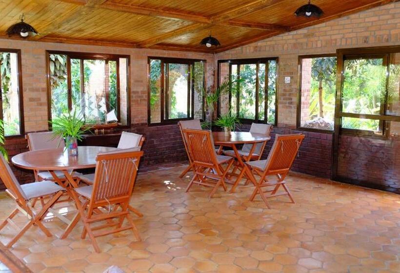 هتل Eco Lodge Les Chambres Du Voyageur