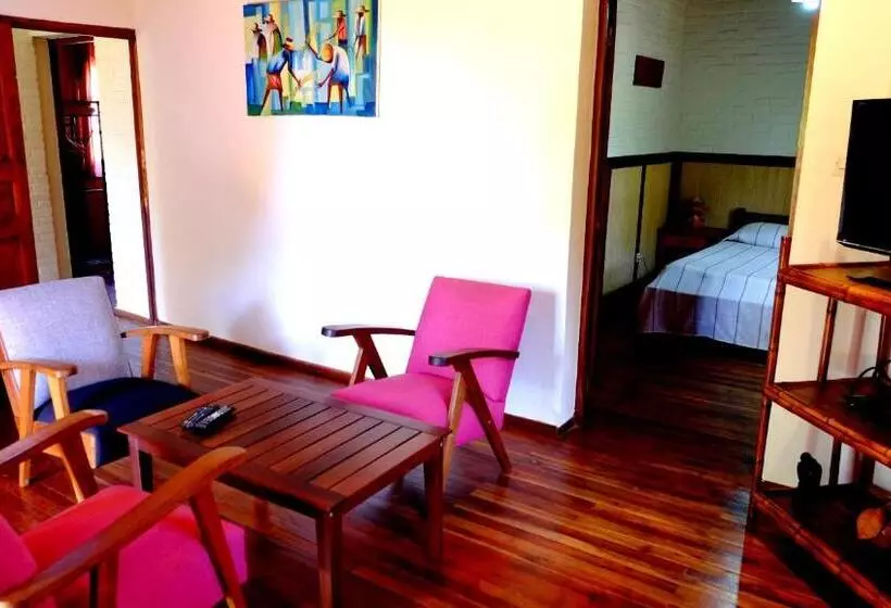 هتل Eco Lodge Les Chambres Du Voyageur