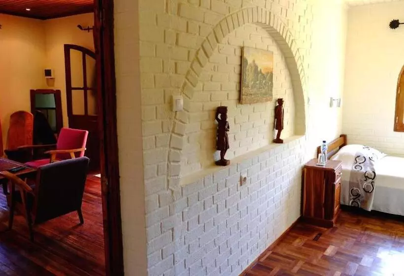 هتل Eco Lodge Les Chambres Du Voyageur
