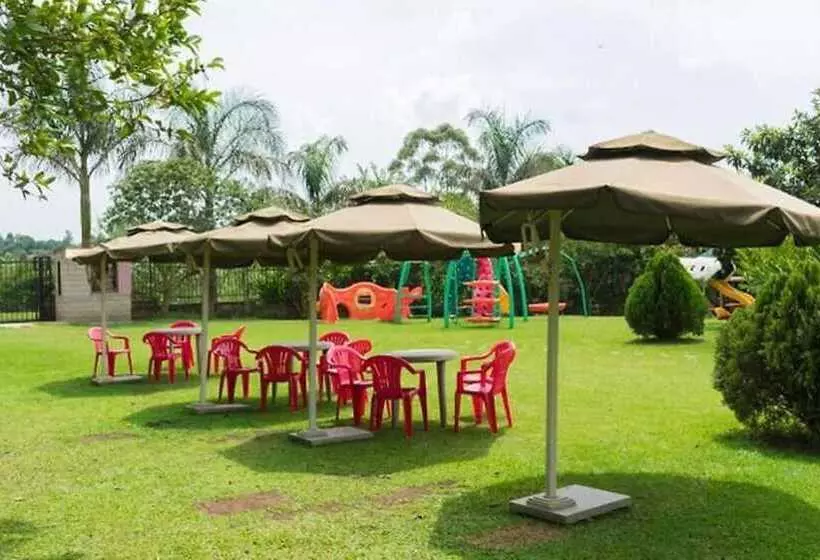 هتل Fort Fun City