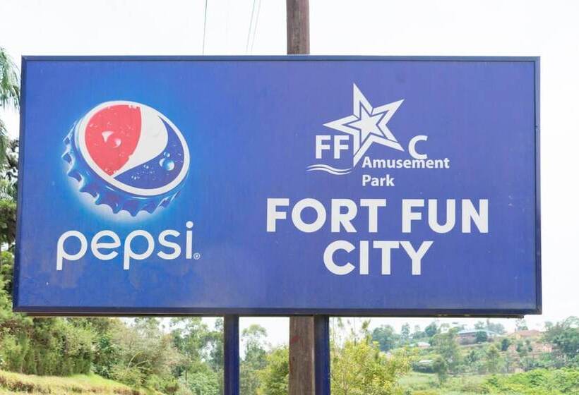 هتل Fort Fun City