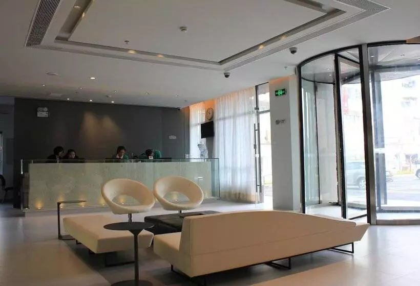 هتل Jinjiang Inn Zhuhai Xiangzhou Innter City Bus Stat