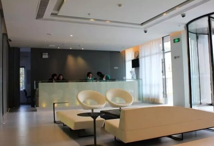 هتل Jinjiang Inn Zhuhai Xiangzhou Innter City Bus Stat