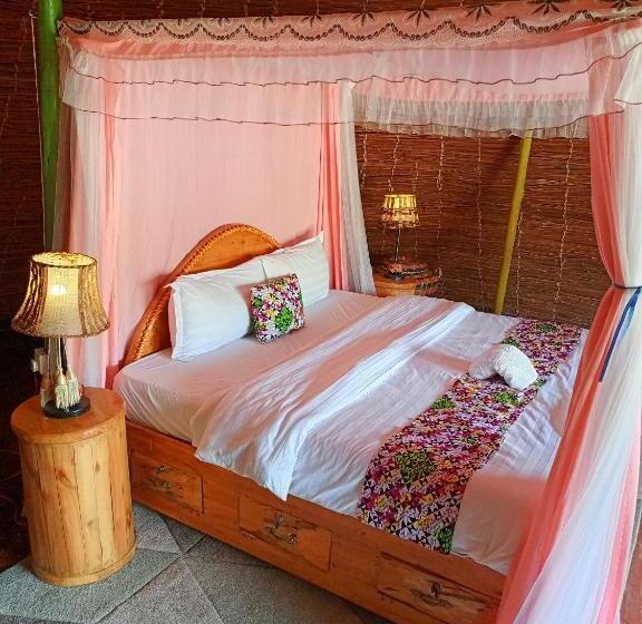 هتل Paradise Eco Hub