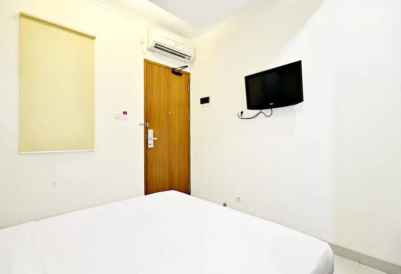 ホテル Zen Rooms Benhil Tondano