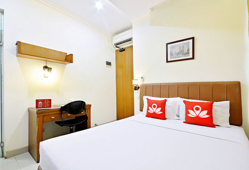 בית מלון כפרי Zen Rooms Benhil Tondano