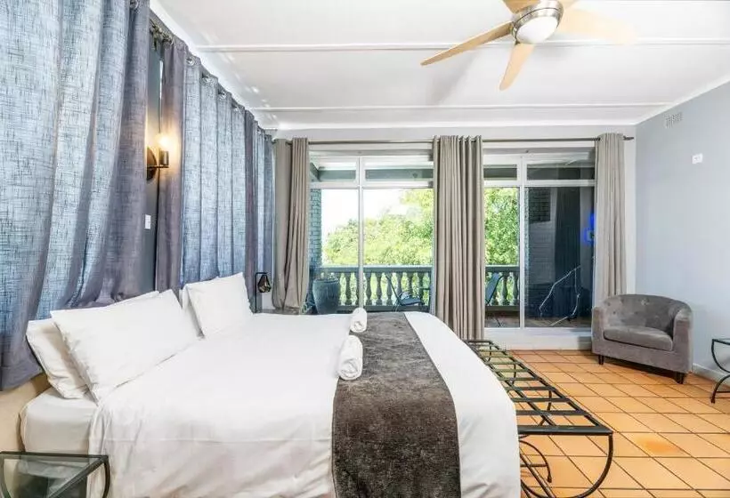 N1 Hotel & Campsite Victoria Falls