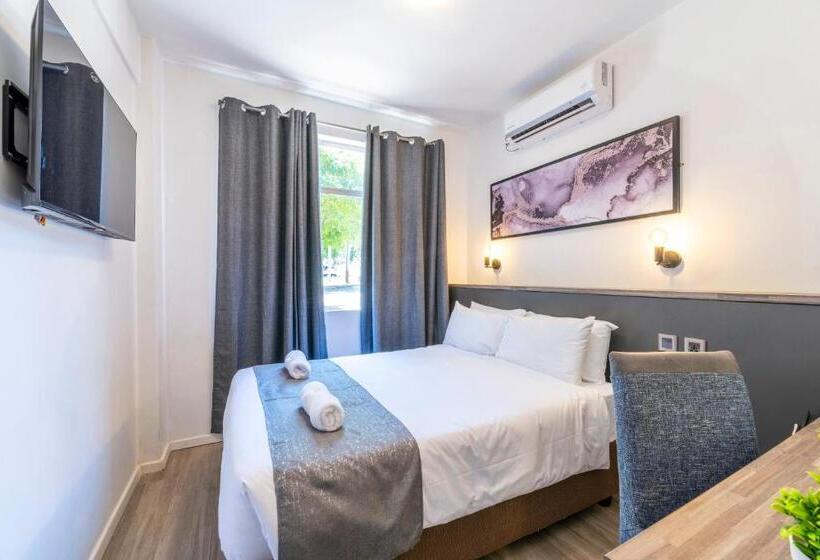 N1 Hotel & Campsite Victoria Falls