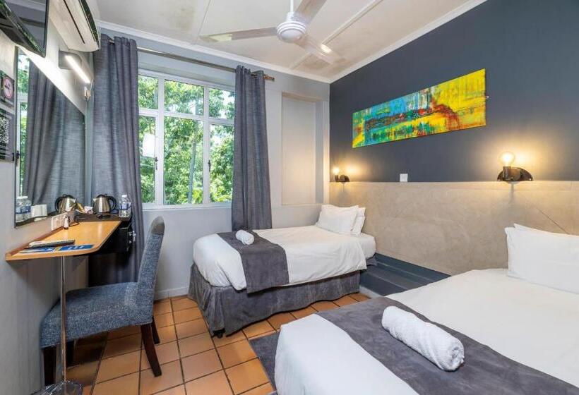 N1 Hotel & Campsite Victoria Falls