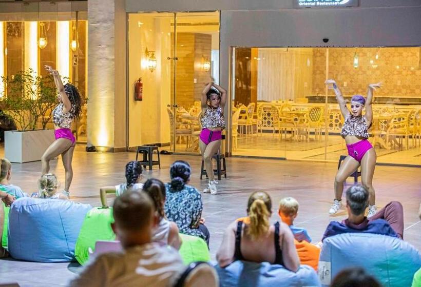 Amarina Abu Soma Resort & Aquapark