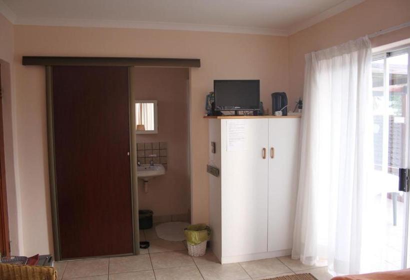 تختخواب و صبحانه Jaydees B And B