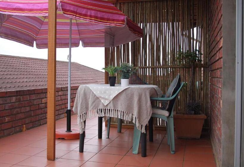 تختخواب و صبحانه Jaydees B And B