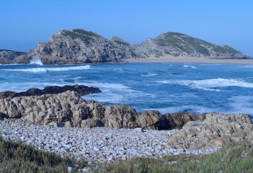 تختخواب و صبحانه Jaydees B And B