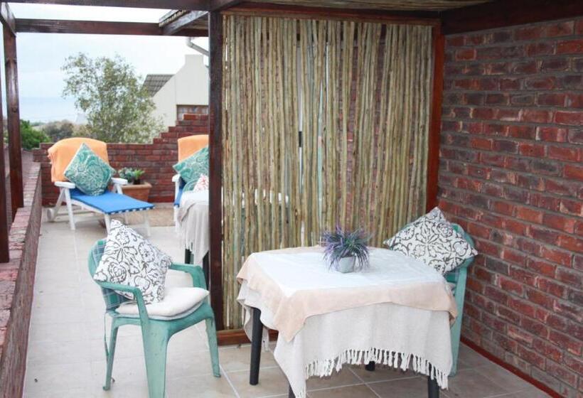 تختخواب و صبحانه Jaydees B And B