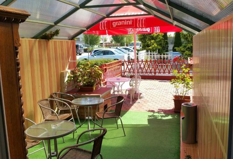 Bed and Breakfast Napsugár Apartmanház