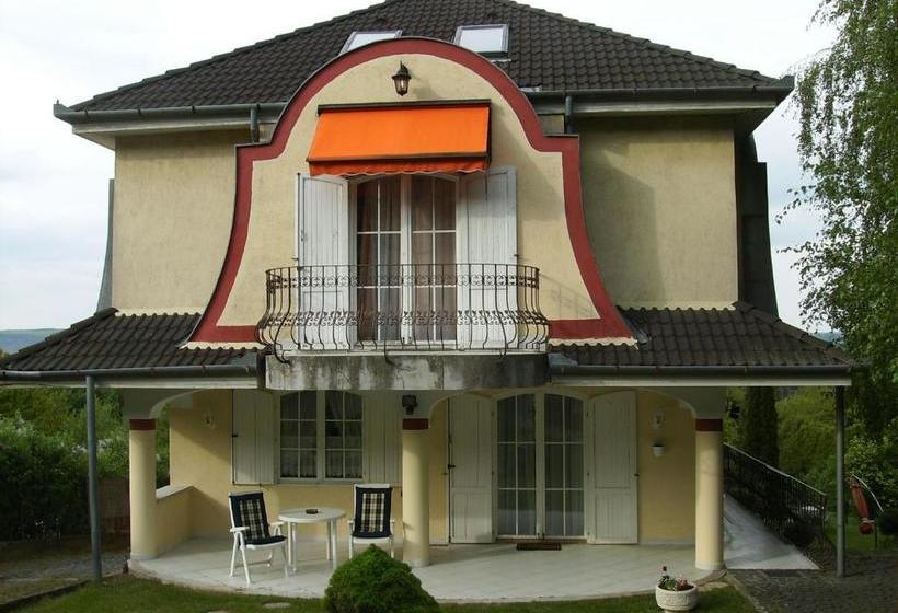 Bed and Breakfast Villa Kalman Pansio