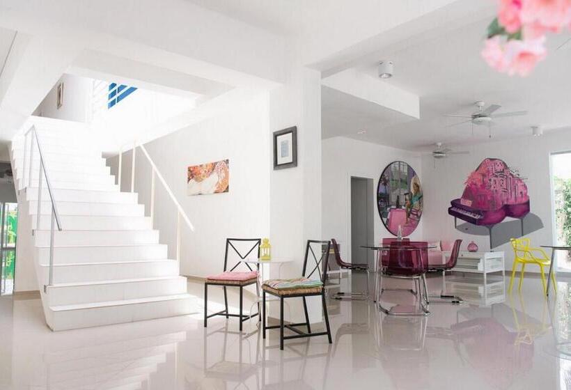 هتل Art Villa Dominicana